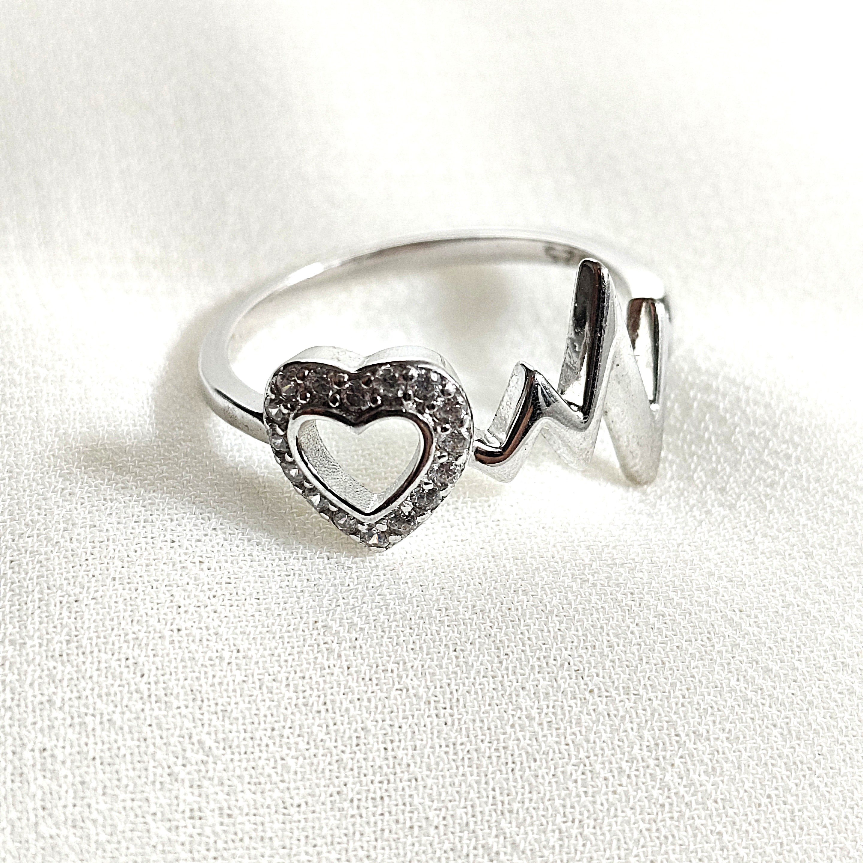 Bague en argent 925 battement de cœur et cœur zircon – Amour vibrant Bague en argent 925 battement de cœur et cœur zircon – Amour vibrant