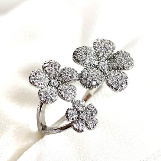Bague en argent 925 fleurs scintillantes – Élégance florale