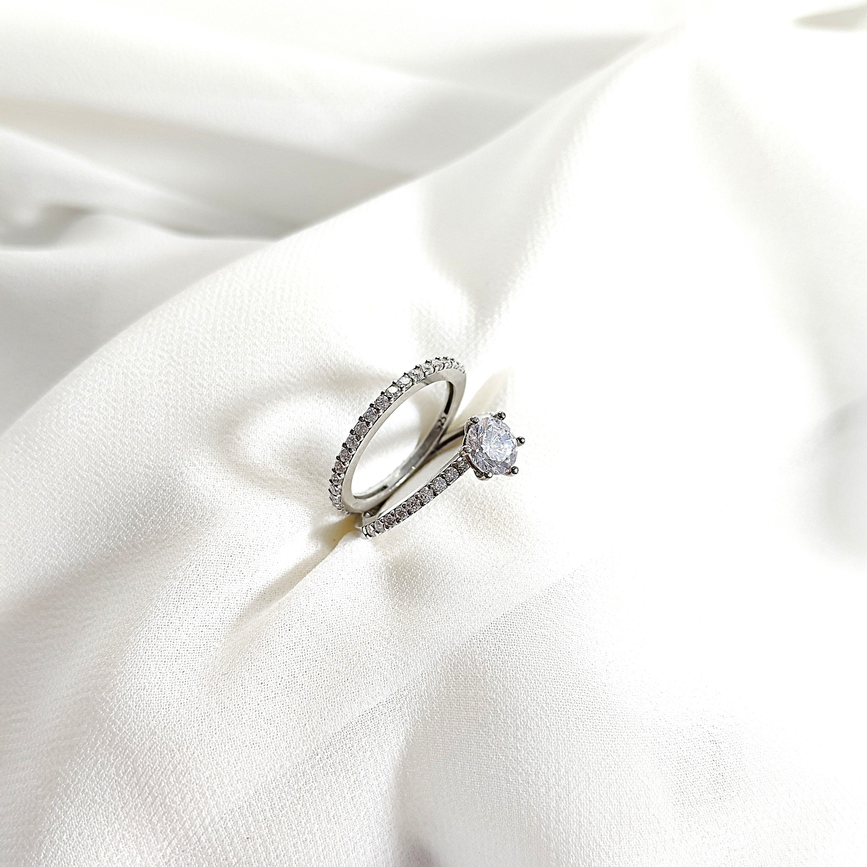 Bague en argent 925 double anneau zircon – Éclat éternel Bague en argent 925 double anneau zircon – Éclat éternel