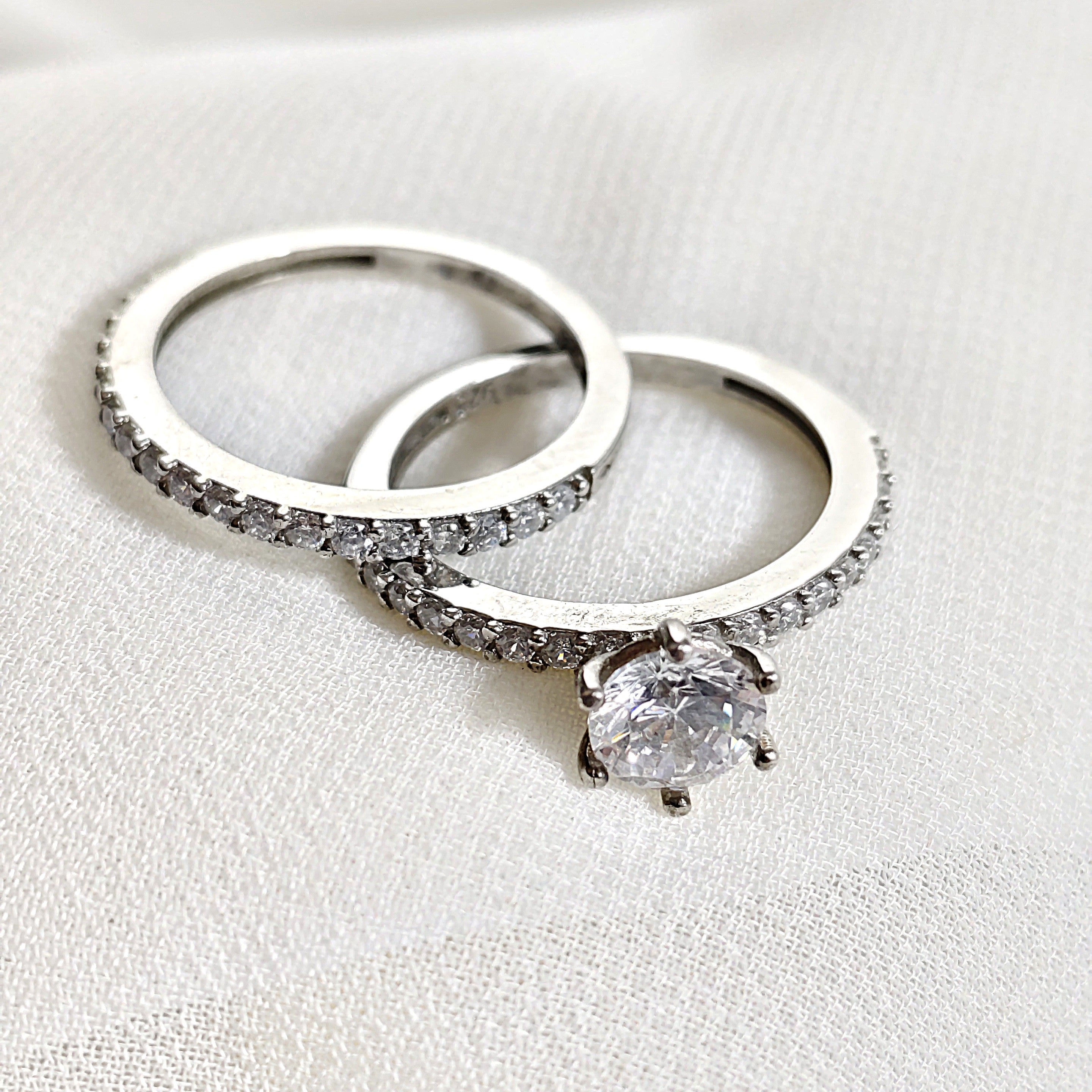 Bague en argent 925 double anneau zircon – Éclat éternel Bague en argent 925 double anneau zircon – Éclat éternel