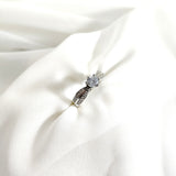 Bague en argent 925 avec zircon central – Élégance intemporelle Bague en argent 925 avec zircon central – Élégance intemporelle