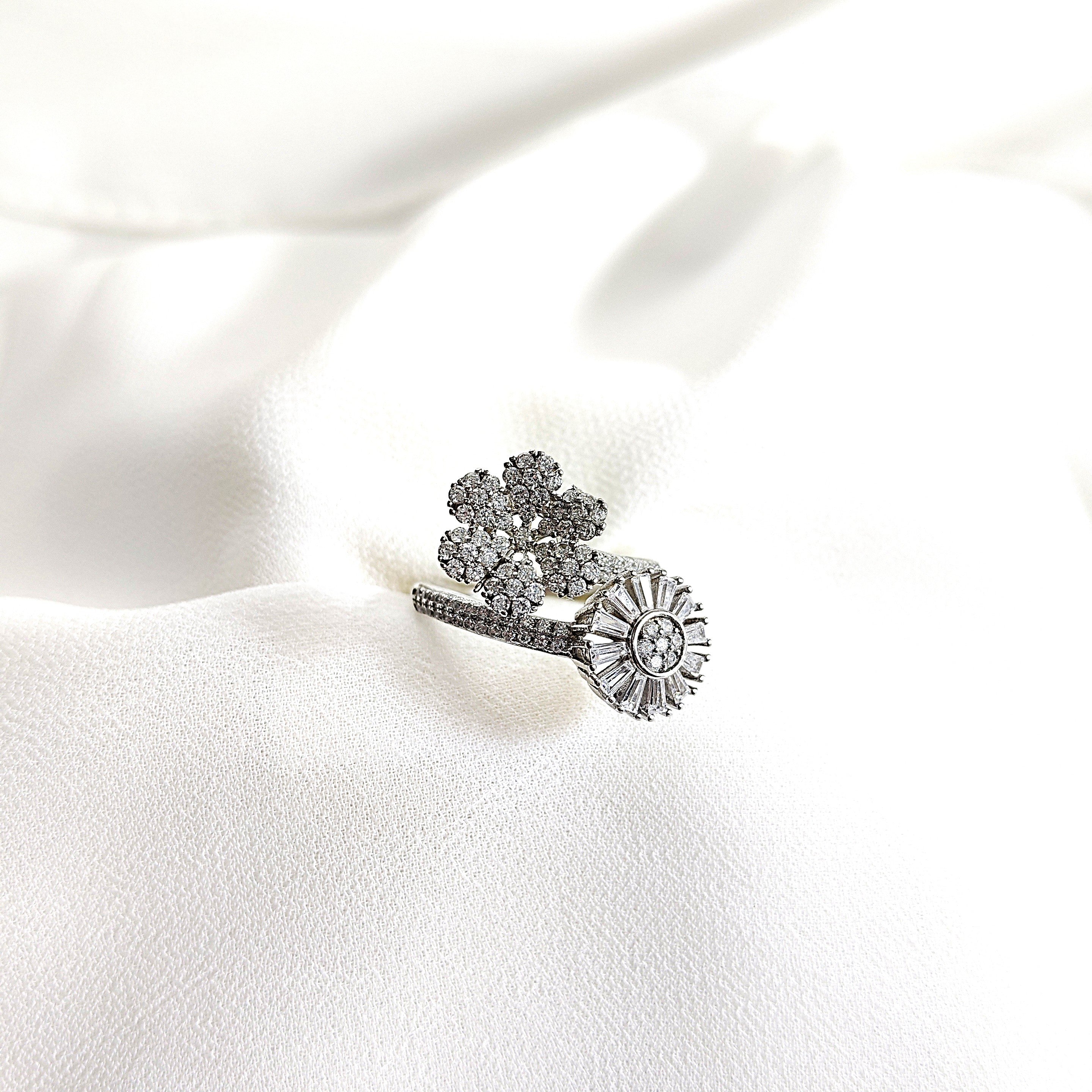 Bague en argent 925 fleurs éclatantes – Élégance florale Bague en argent 925 fleurs éclatantes – Élégance florale
