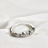 Bague couronne en argent 925 sertie de zircons – Reine d’Éclat Bague couronne en argent 925 sertie de zircons – Reine d’Éclat
