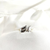 Bague en argent 925 ouverte sertie de zircons – Design Moderne Élégance Bague en argent 925 ouverte sertie de zircons – Design Moderne Élégance