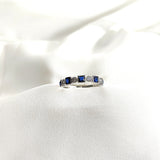 Bague en argent 925 avec pierres bleues et zircons – Raffinement Royal Bague en argent 925 avec pierres bleues et zircons – Raffinement Royal