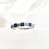 Bague en argent 925 avec pierres bleues et zircons – Raffinement Royal Bague en argent 925 avec pierres bleues et zircons – Raffinement Royal