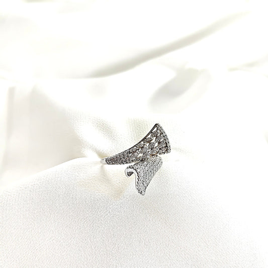 Bague en argent 925 design éventail – Élégance Sculptée