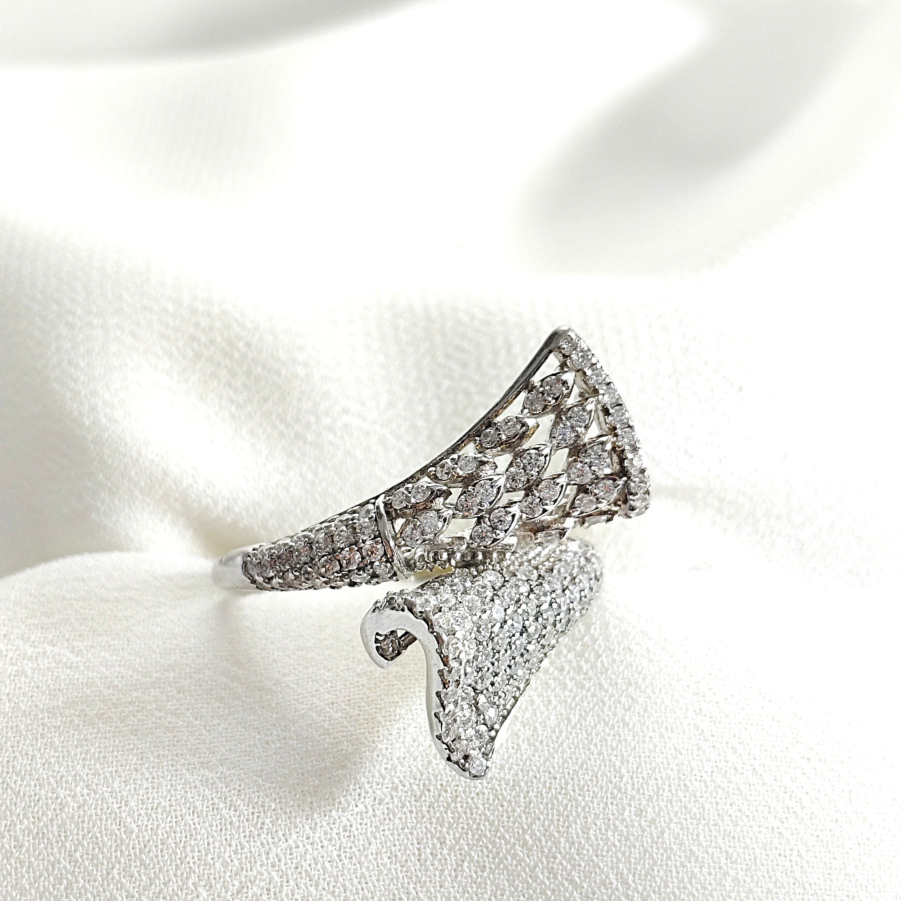 Bague en argent 925 design éventail – Élégance Sculptée Bague en argent 925 design éventail – Élégance Sculptée