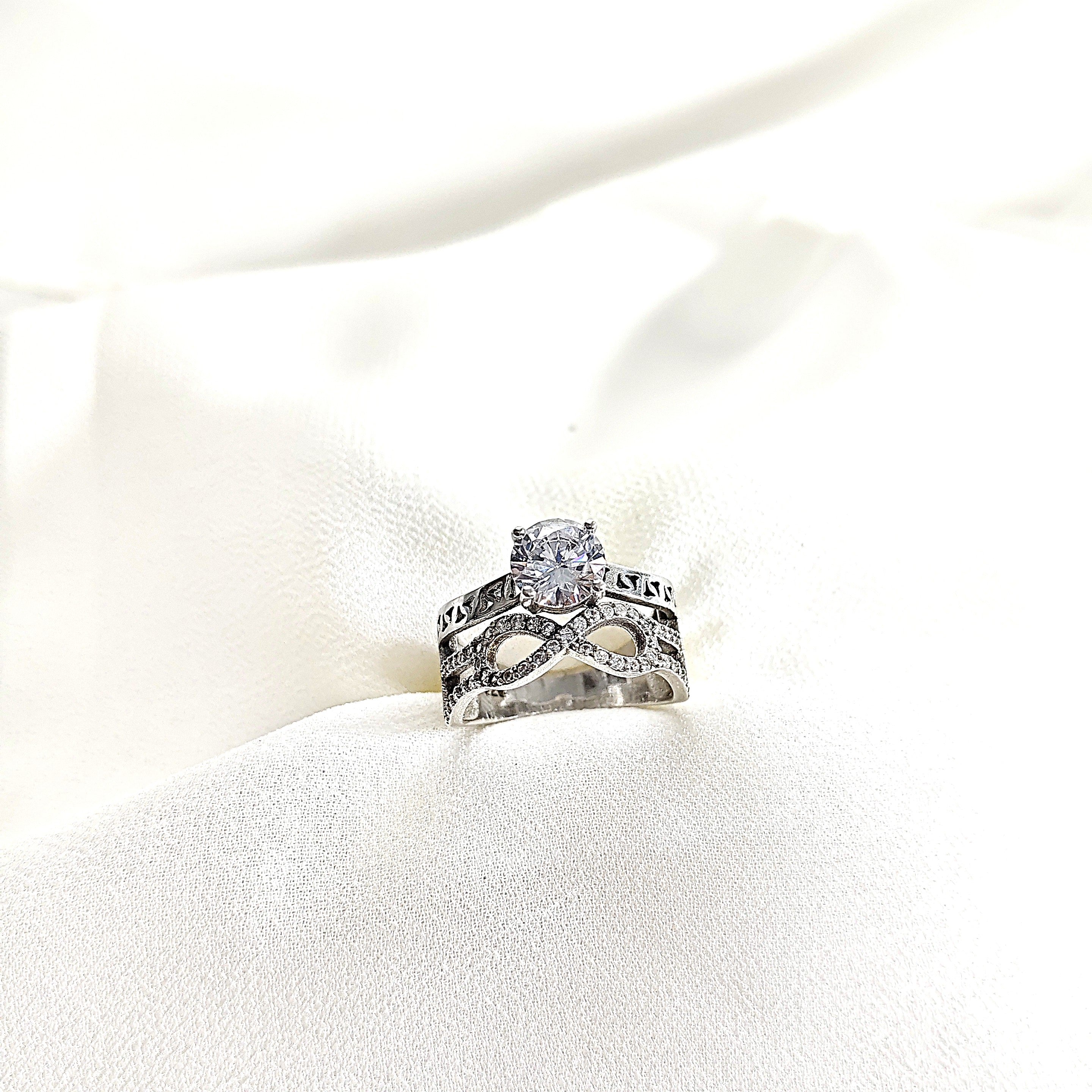 Bague en argent 925 symbole infini – Éternelle Élégance Bague en argent 925 symbole infini – Éternelle Élégance