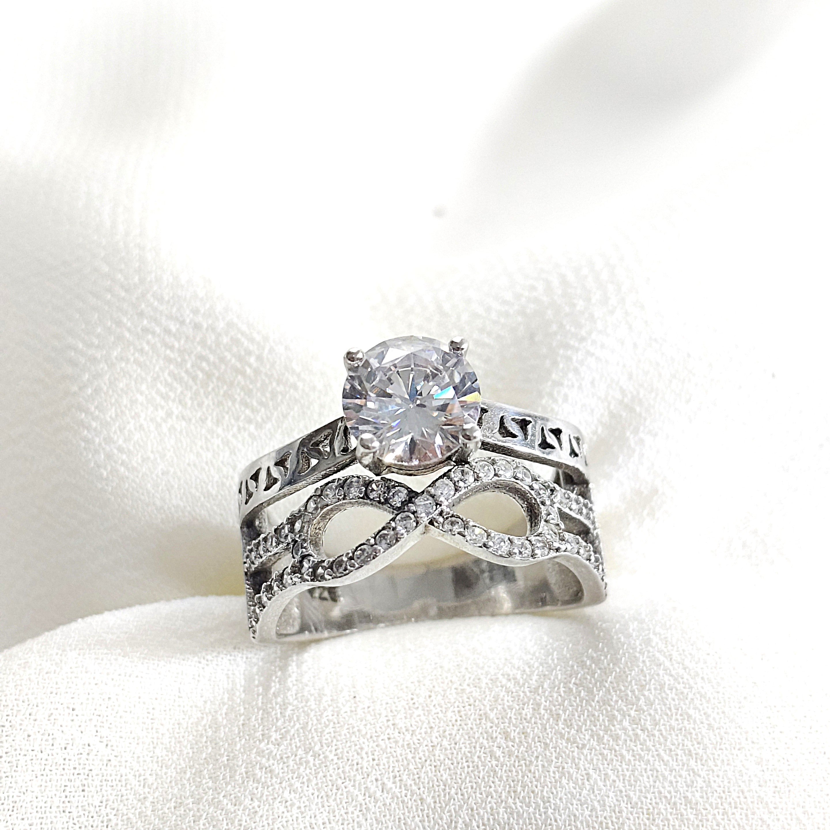Bague en argent 925 symbole infini – Éternelle Élégance Bague en argent 925 symbole infini – Éternelle Élégance