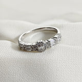 Bague en argent 925 à zircons baguette – Élégance Moderne Bague en argent 925 à zircons baguette – Élégance Moderne