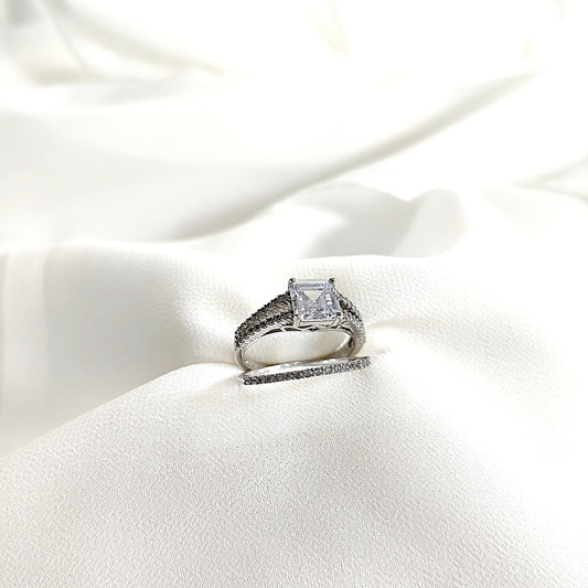Bague en argent 925 “Royale Éternité” – Duo serti d’un zircon carré étincelant