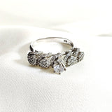 Bague en argent 925 “Roses Éternelles” – Design floral serti de zircons Bague en argent 925 “Roses Éternelles” – Design floral serti de zircons