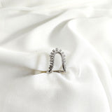 Bague en argent 925 “Couronne d’Éclat” – Anneau ouvert orné de zircons scintillants Bague en argent 925 “Couronne d’Éclat” – Anneau ouvert orné de zircons scintillants