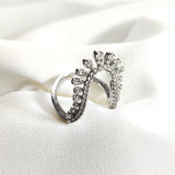 Bague en argent 925 “Couronne d’Éclat” – Anneau ouvert orné de zircons scintillants Bague en argent 925 “Couronne d’Éclat” – Anneau ouvert orné de zircons scintillants