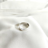 Bague homme  en argent 925 simple et élégante – Finition brillante Bague homme  en argent 925 simple et élégante – Finition brillante