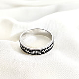 Bague homme en argent 925 motif battement de cœur – Style moderne Bague homme en argent 925 motif battement de cœur – Style moderne
