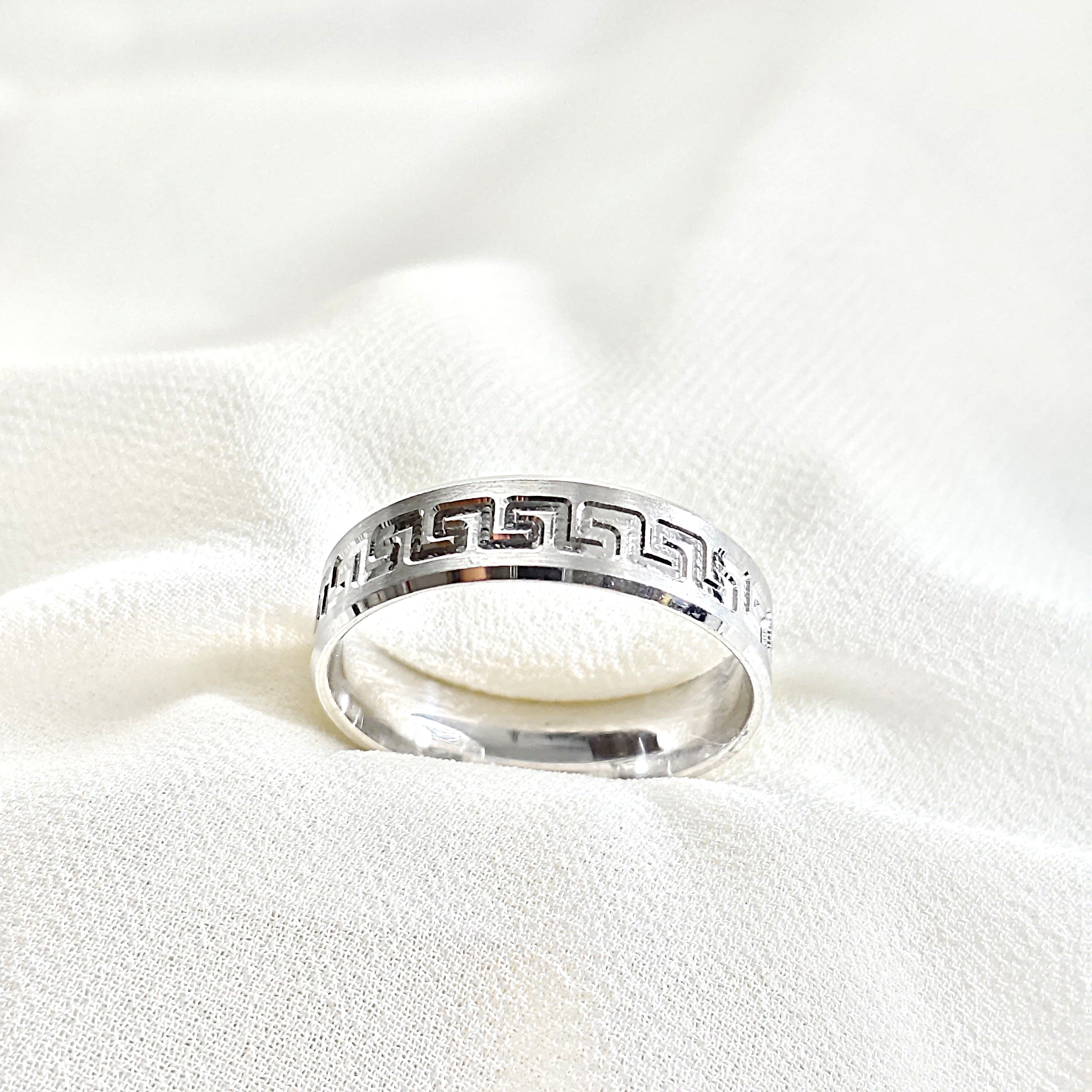 Bague Homme en argent motif grec intemporel Bague Homme en argent motif grec intemporel