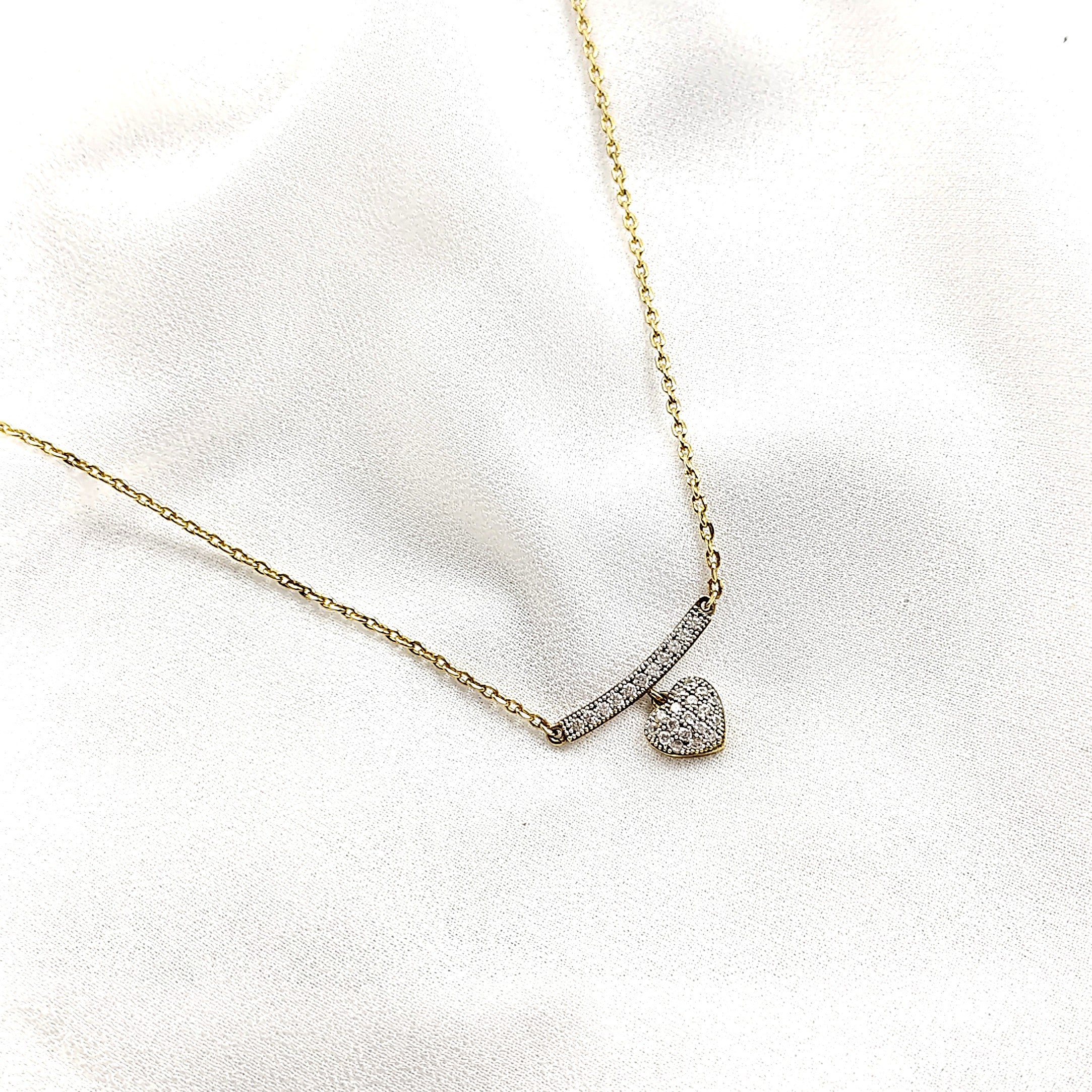 Chaîne cœur pavé de zircons en plaqué or – Garantie 10 ans Chaîne cœur pavé de zircons en plaqué or – Garantie 10 ans