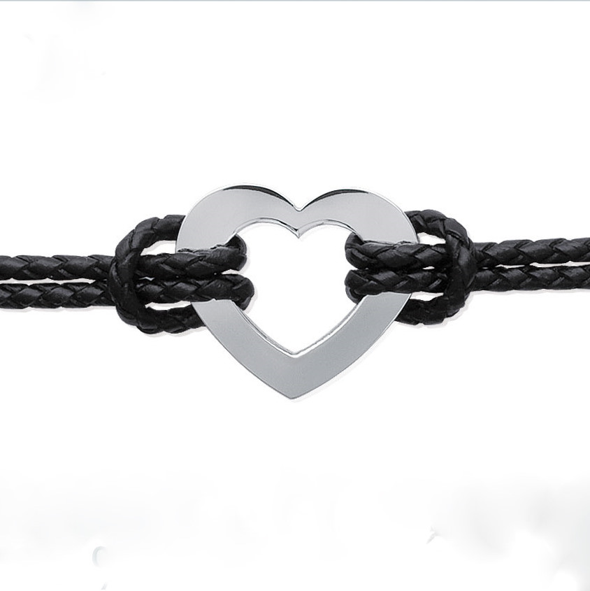 Bracelet Cuir Noir & Cœur en Acier Inoxydable Bracelet Cuir Noir & Cœur en Acier Inoxydable