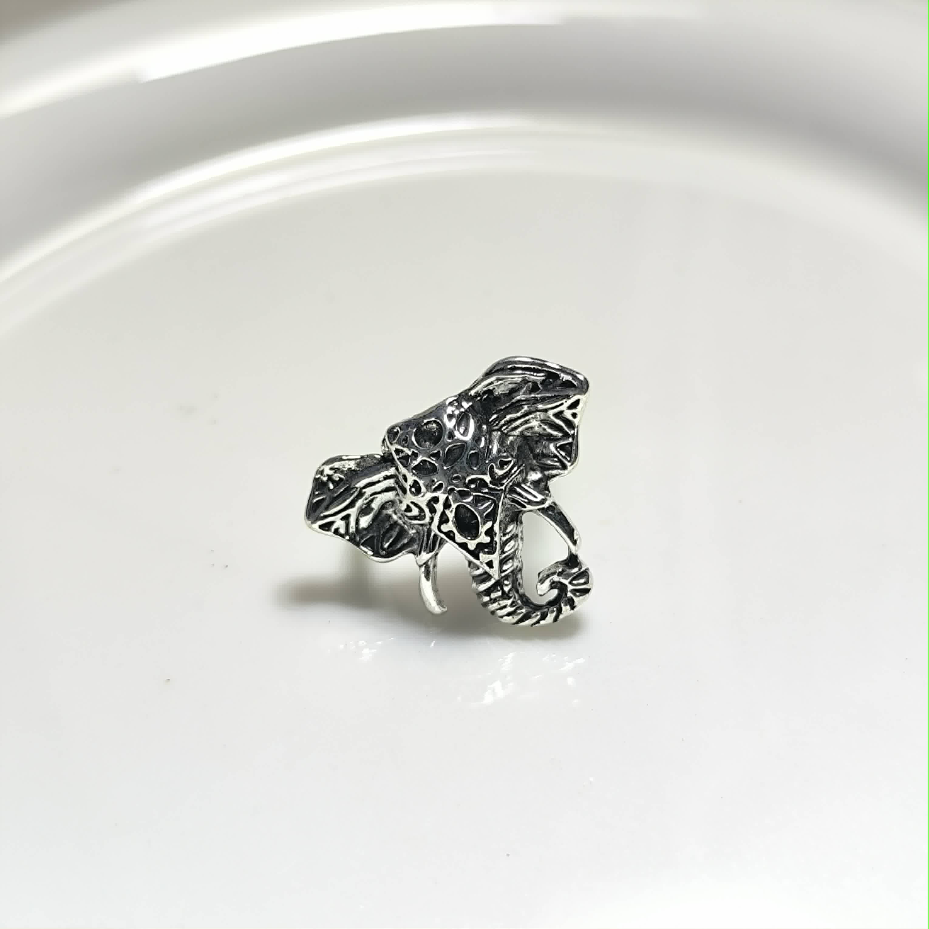 Bague Éléphant Artistique en Acier Inoxydable – Style Bohème Chic