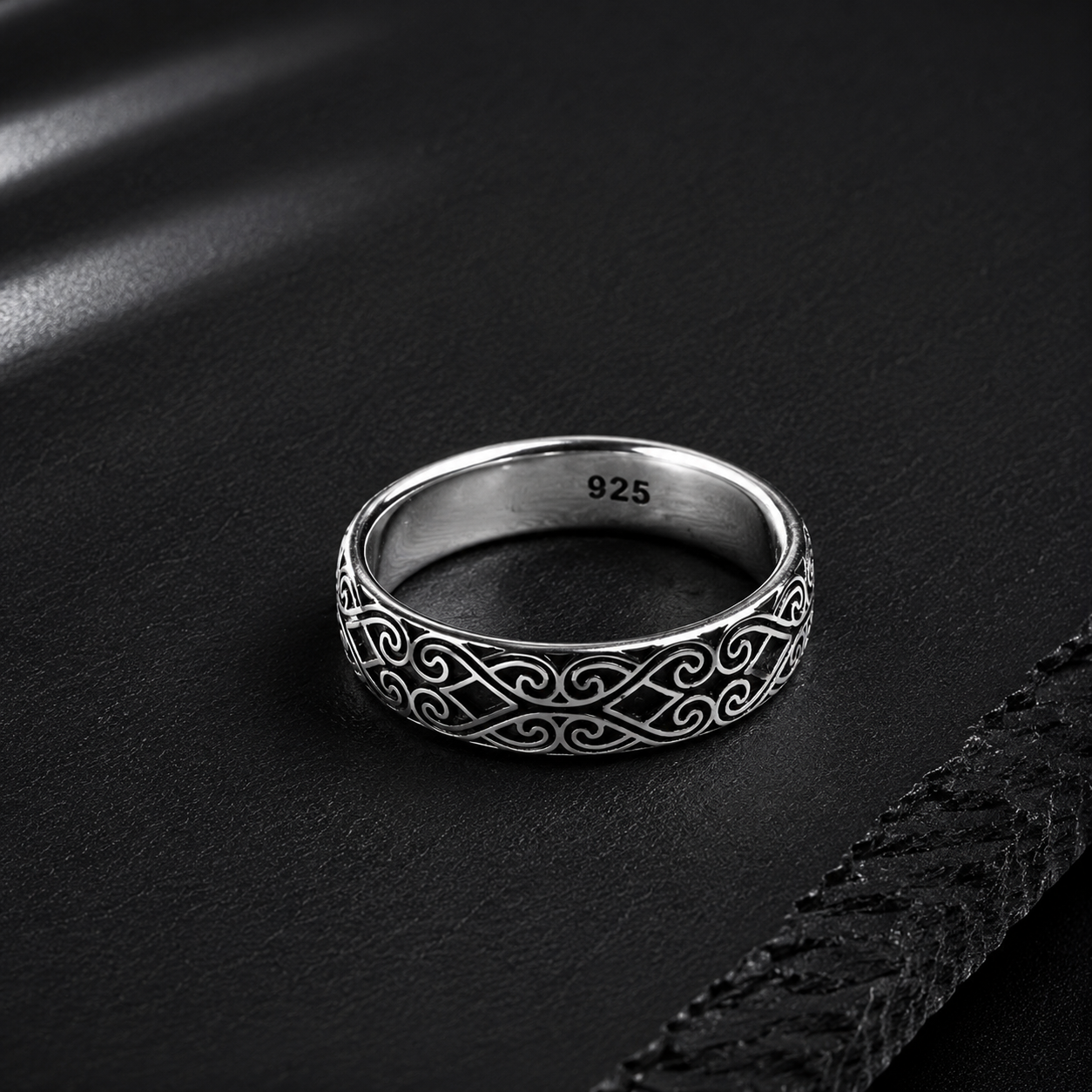 Bague Homme Argent 925 Gravure Entrelacée Élégante