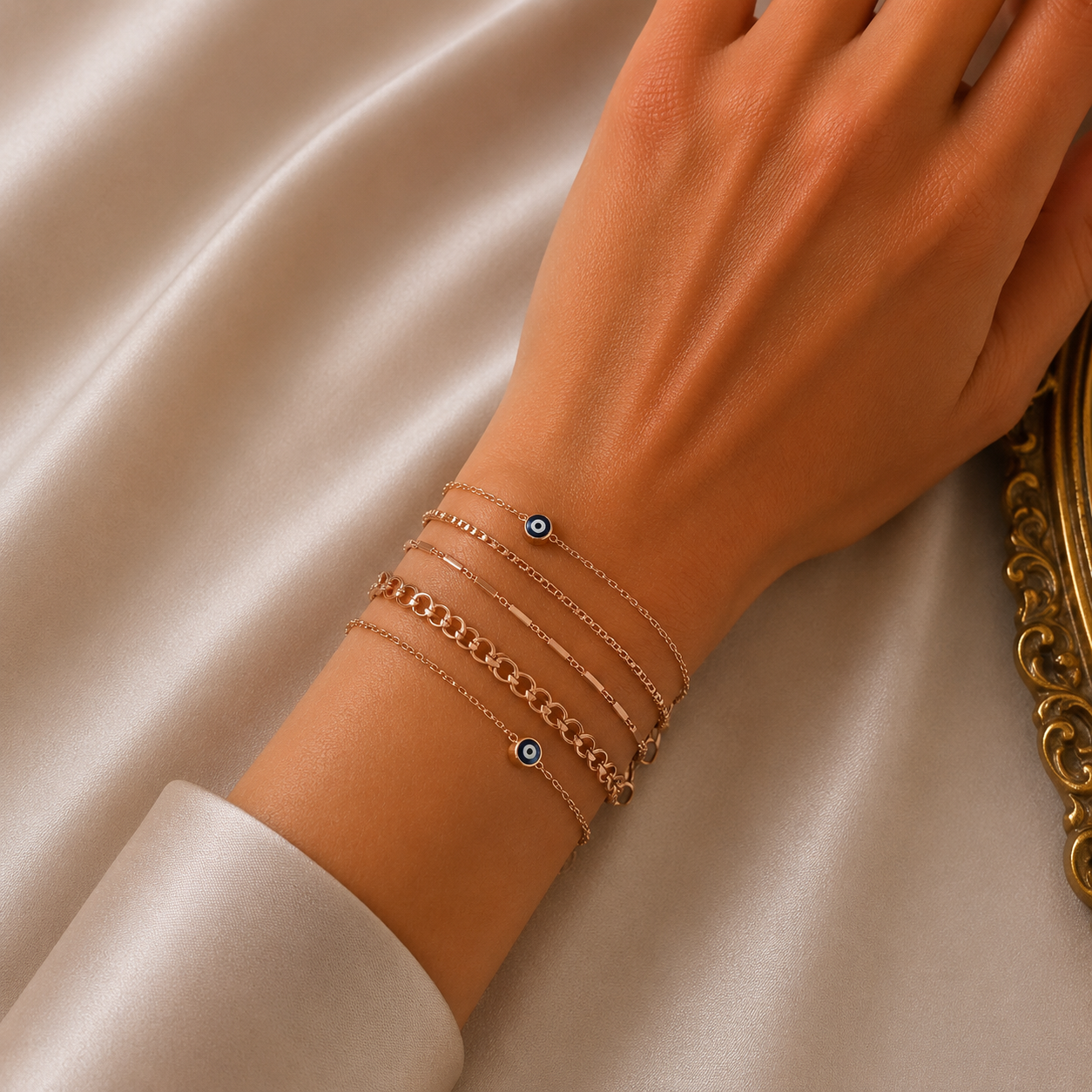 Bracelet Multirangs Élégance Œil Bleu ✨