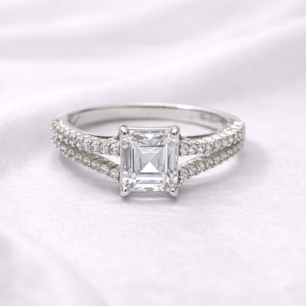 Bague Argent Éclat Impérial – Solitaire Rectangulaire & Pavage Étincelant
