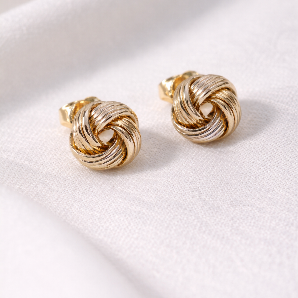 Boucles d’Oreilles Élégantes Perles & Anneaux Tressés – Bicolores et Modernes