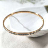 Bracelet Élégance Cristalline – Acier Inoxydable Doré