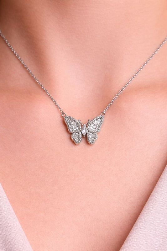 Chaîne Papillon Élégance – Argent Rhodié & Pierres Brillantes