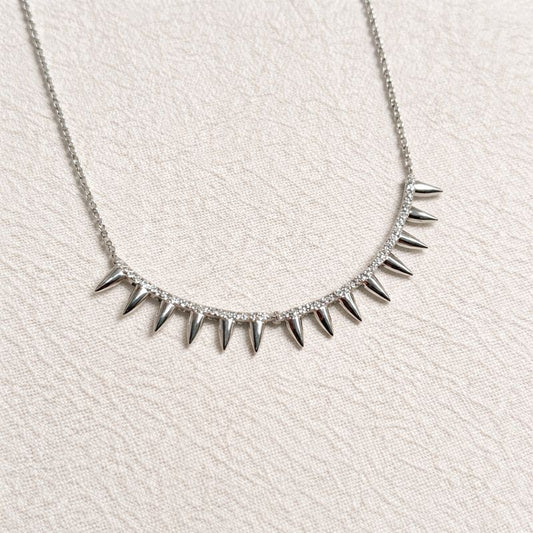 Chaîne Pointes Élégantes – Argent Rhodié au Design Moderne