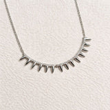 Chaîne Pointes Élégantes – Argent Rhodié au Design Moderne