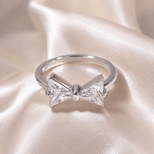 Bague Nœud Brillant ✨