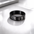 Bague Homme Noire Chiffres Romains – Style Élégance Intemporelle