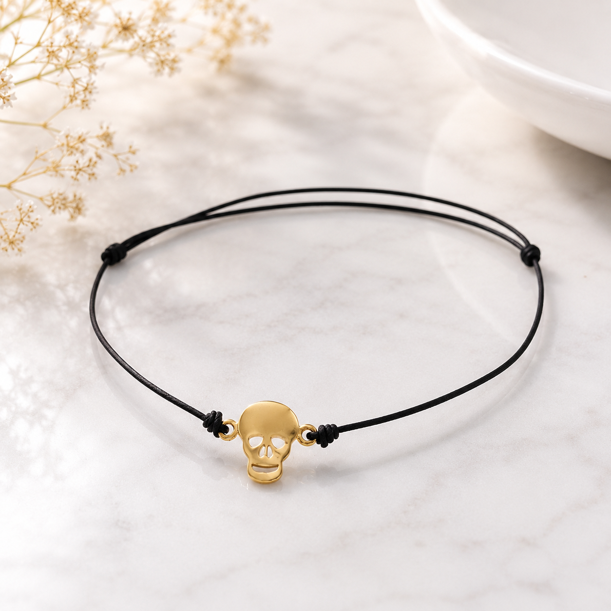 Bracelet CN Tête de Mort Chic – Plaqué Or Ajustable