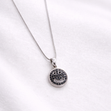 Collier Smiley Élégant en Argent – Style Chic & Tendance