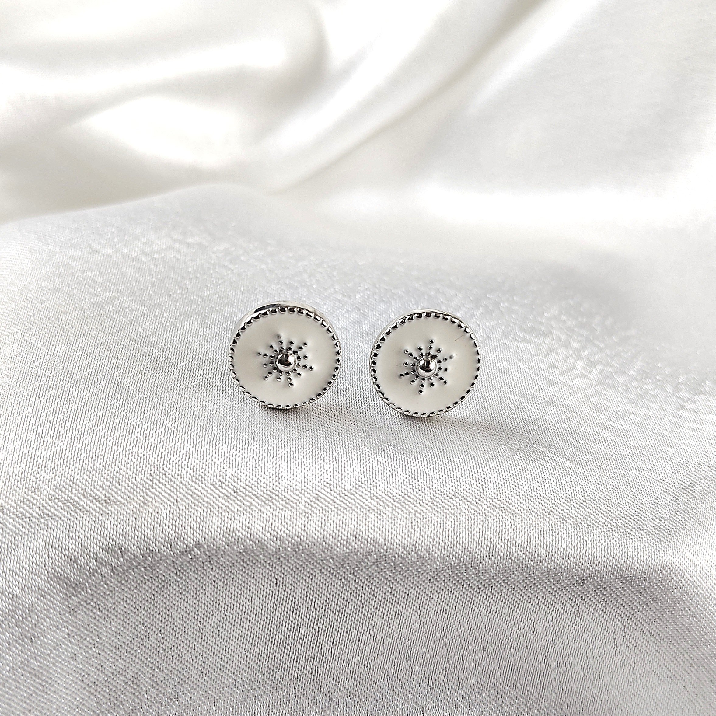 Boucles d’Oreilles “Étoile Émaillée” en Argent