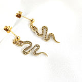 Boucles d’oreilles serpent en plaqué or pavées de zircons