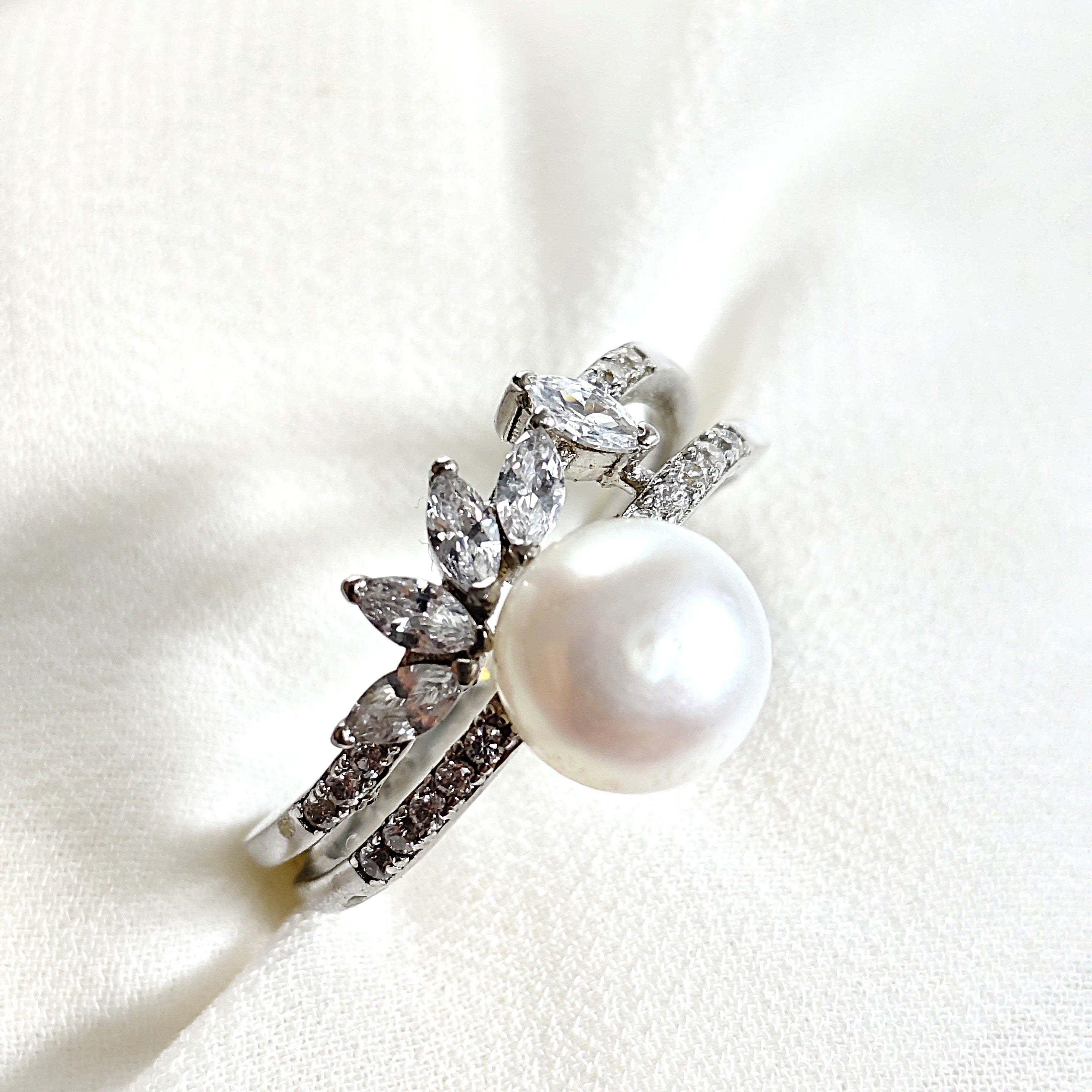Bague en argent 925 perle et zircons – Élégance royale