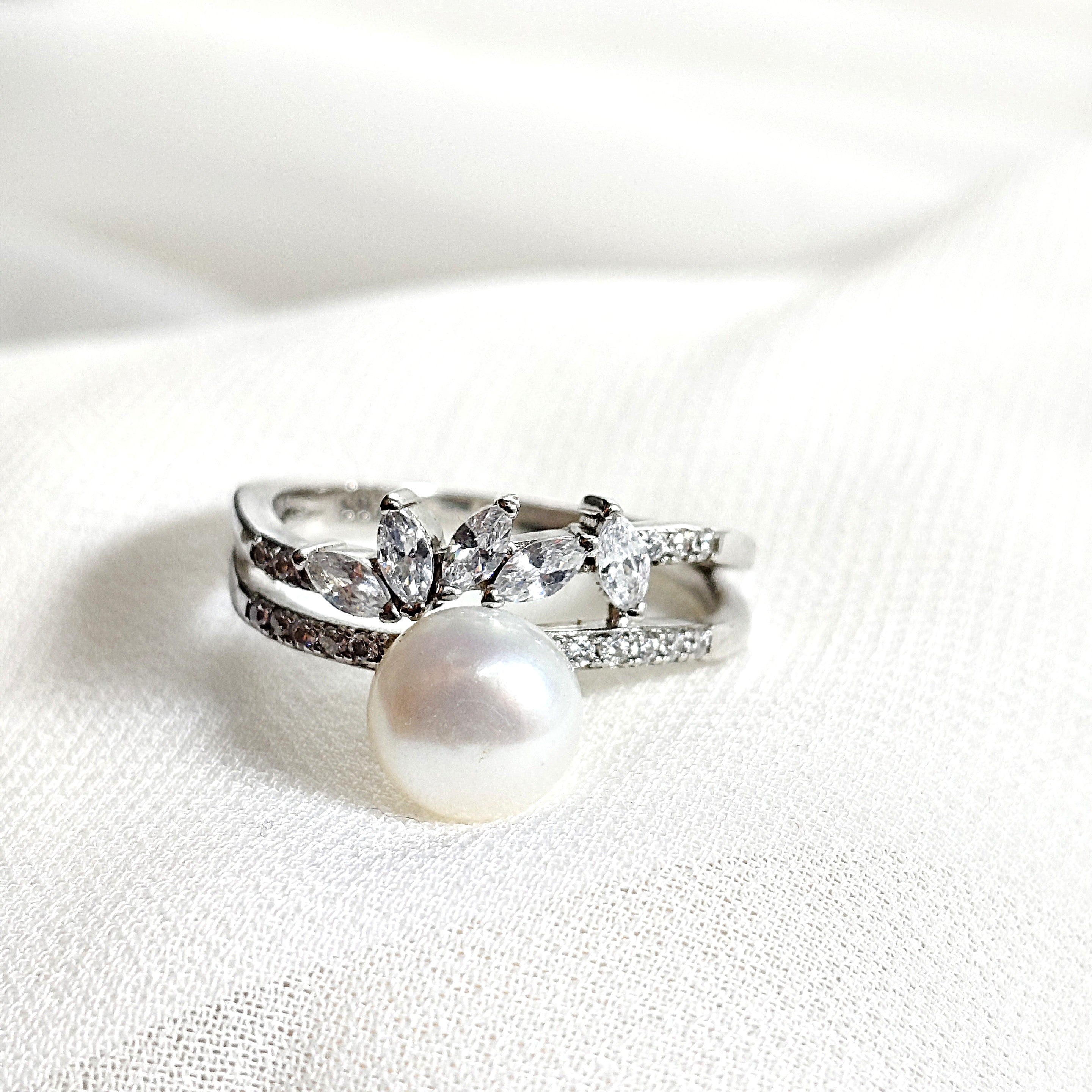 Bague en argent 925 perle et zircons – Élégance royale