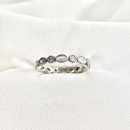 Bague en argent 925 “Élégance Éternelle” – Zircons taille baguette