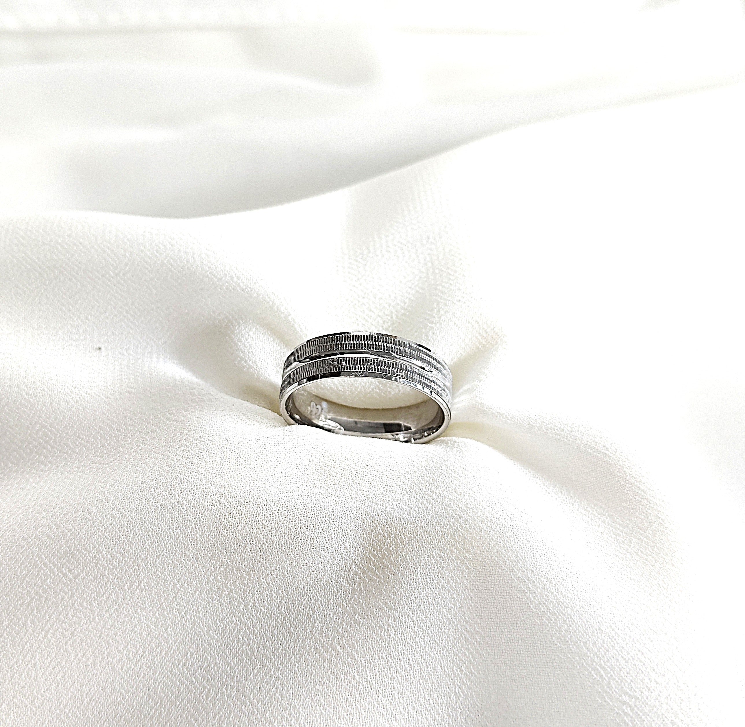 Bague homme en argent anneau texturé double liseré