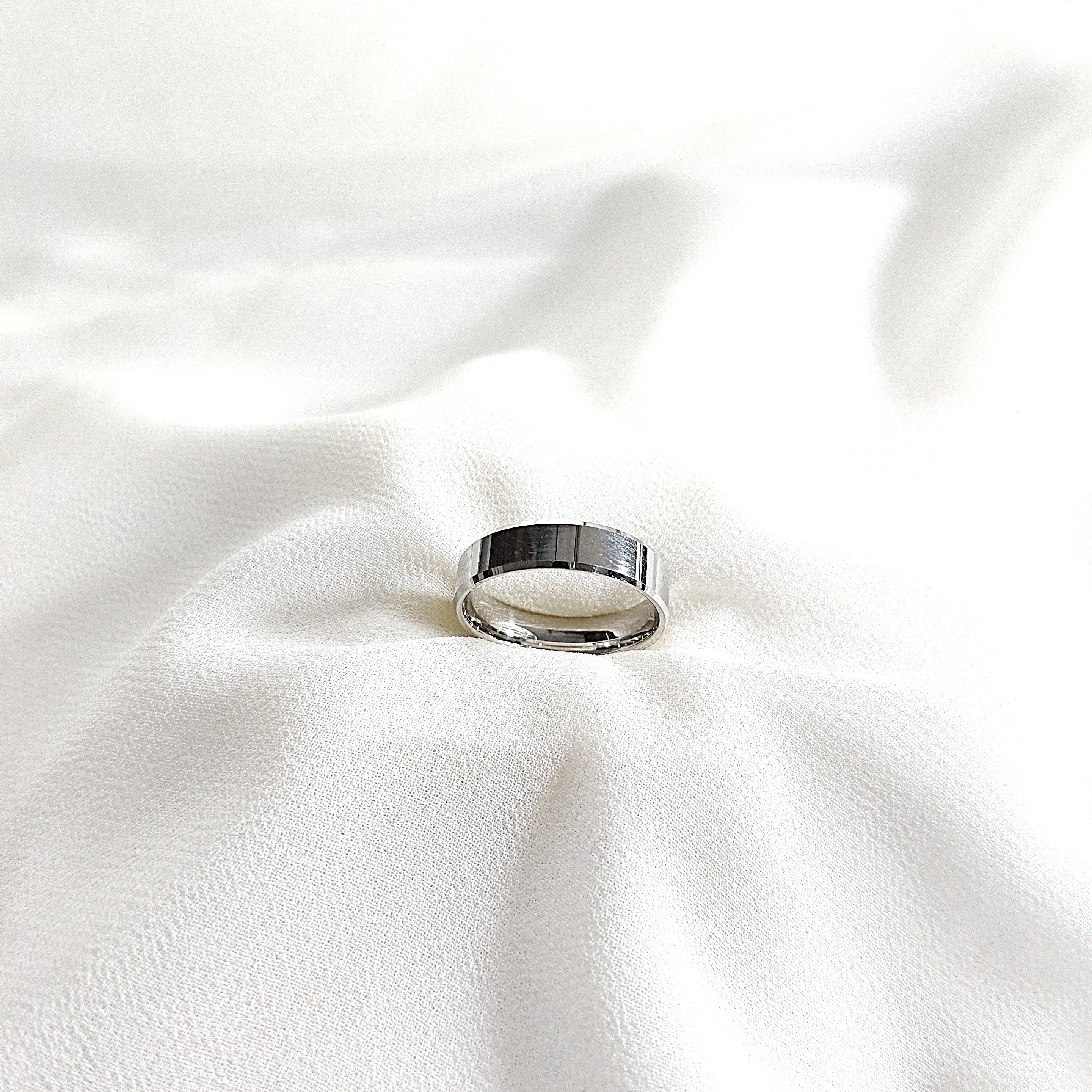 Bague en argent anneau simple poli
