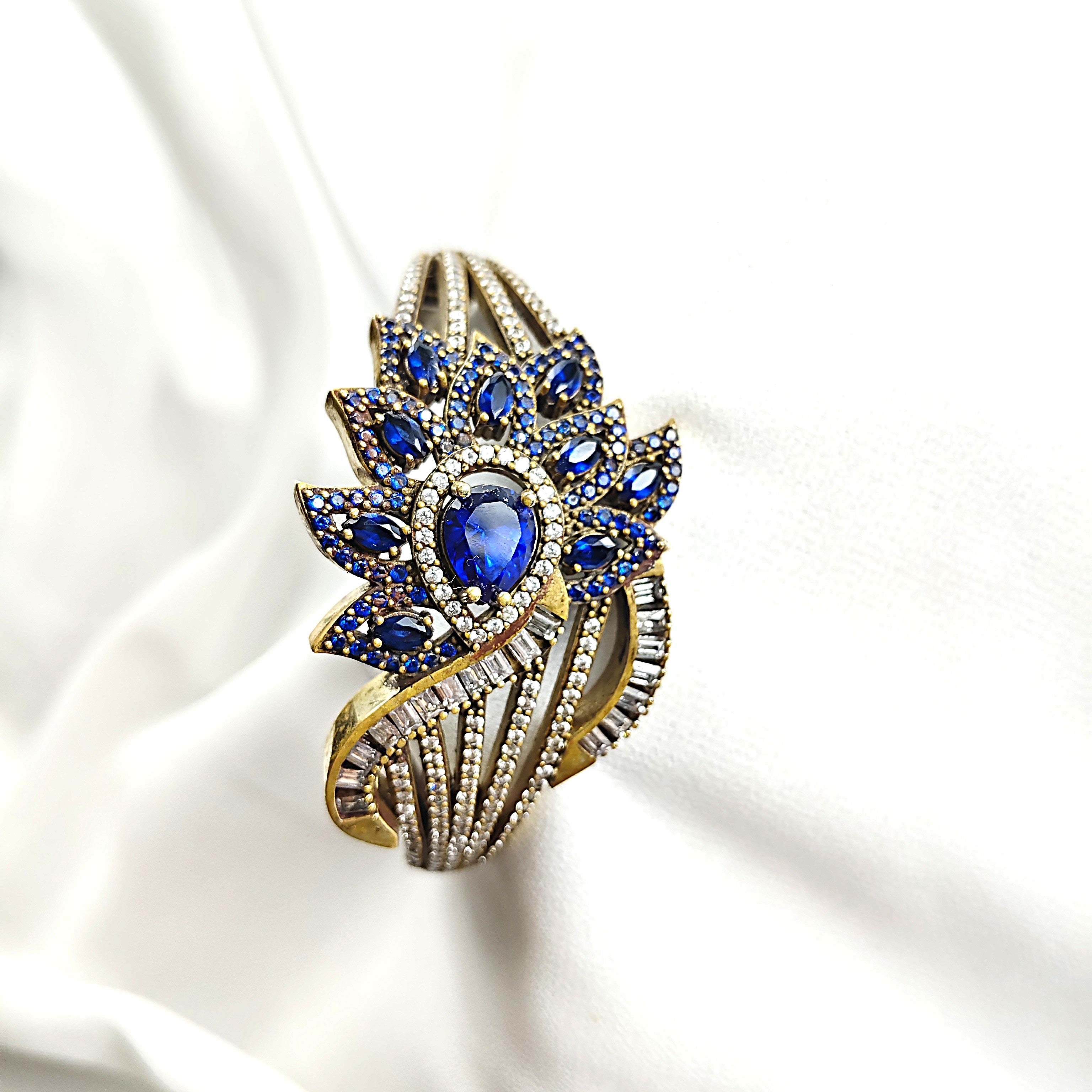 Bracelet Antique en Argent Orné de Saphirs et Zircons – Design Royal et Intemporel