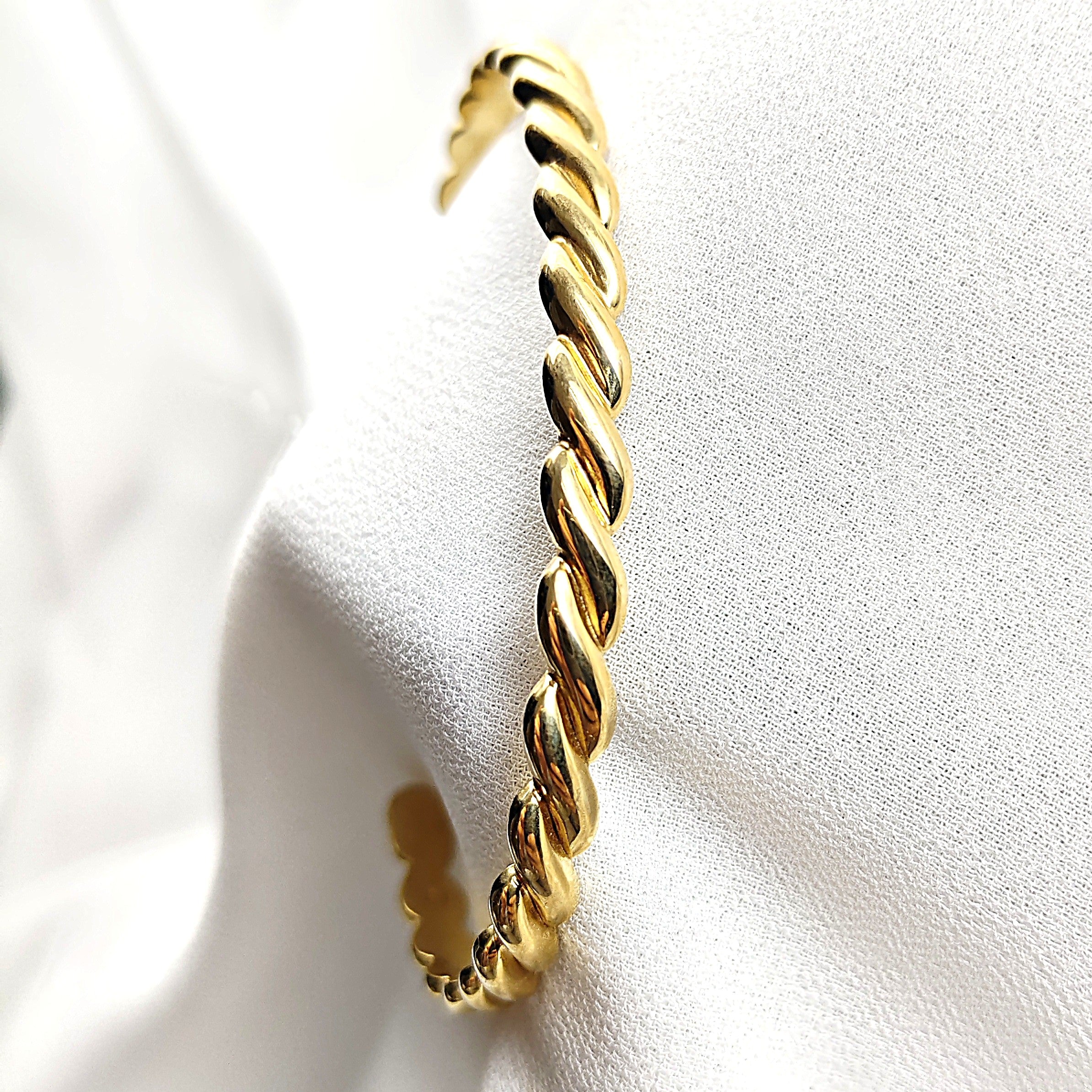 Bracelet torsadé en plaqué or – Garantie 10 ans