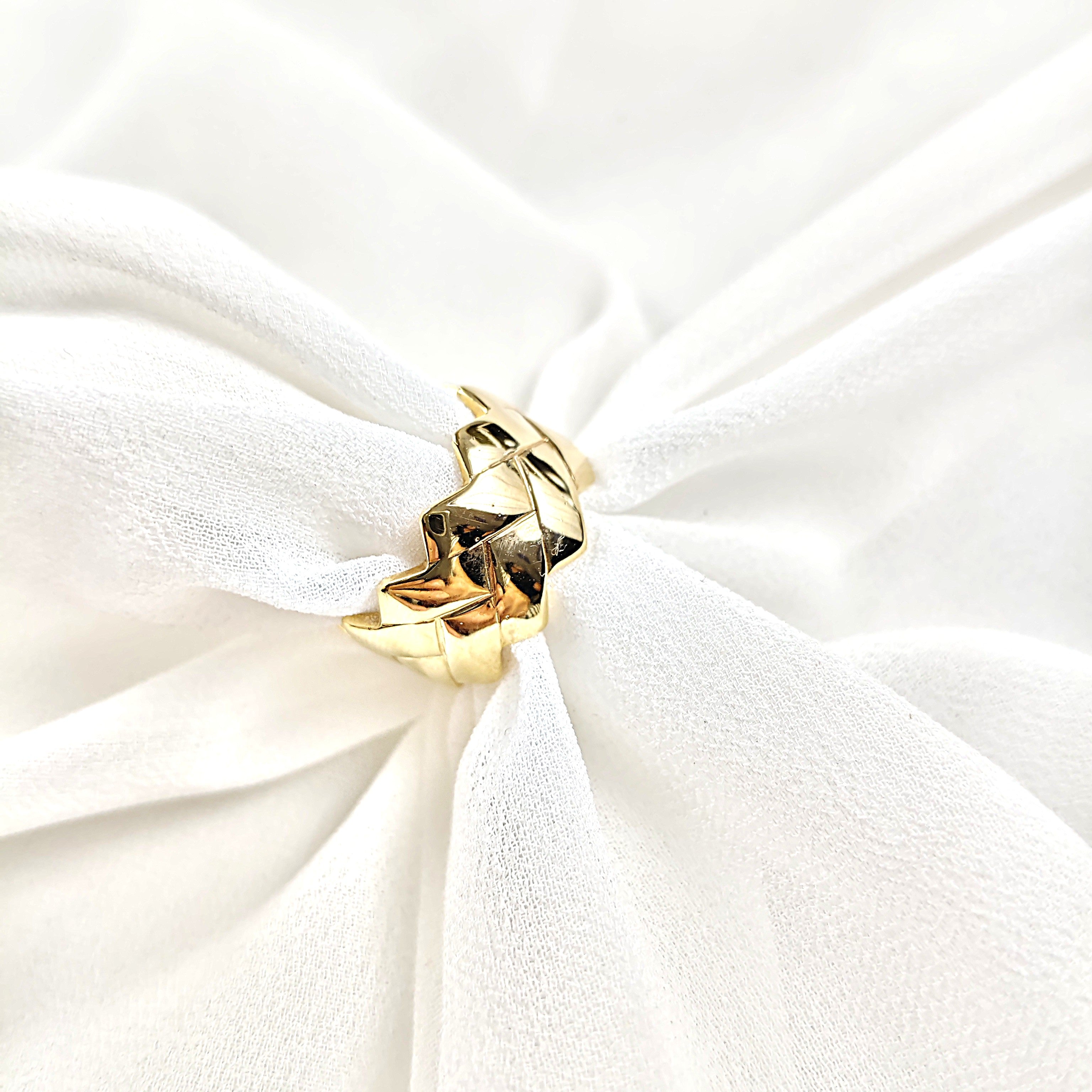 Bague tressée géométrique en plaqué or – Garantie 10 ans