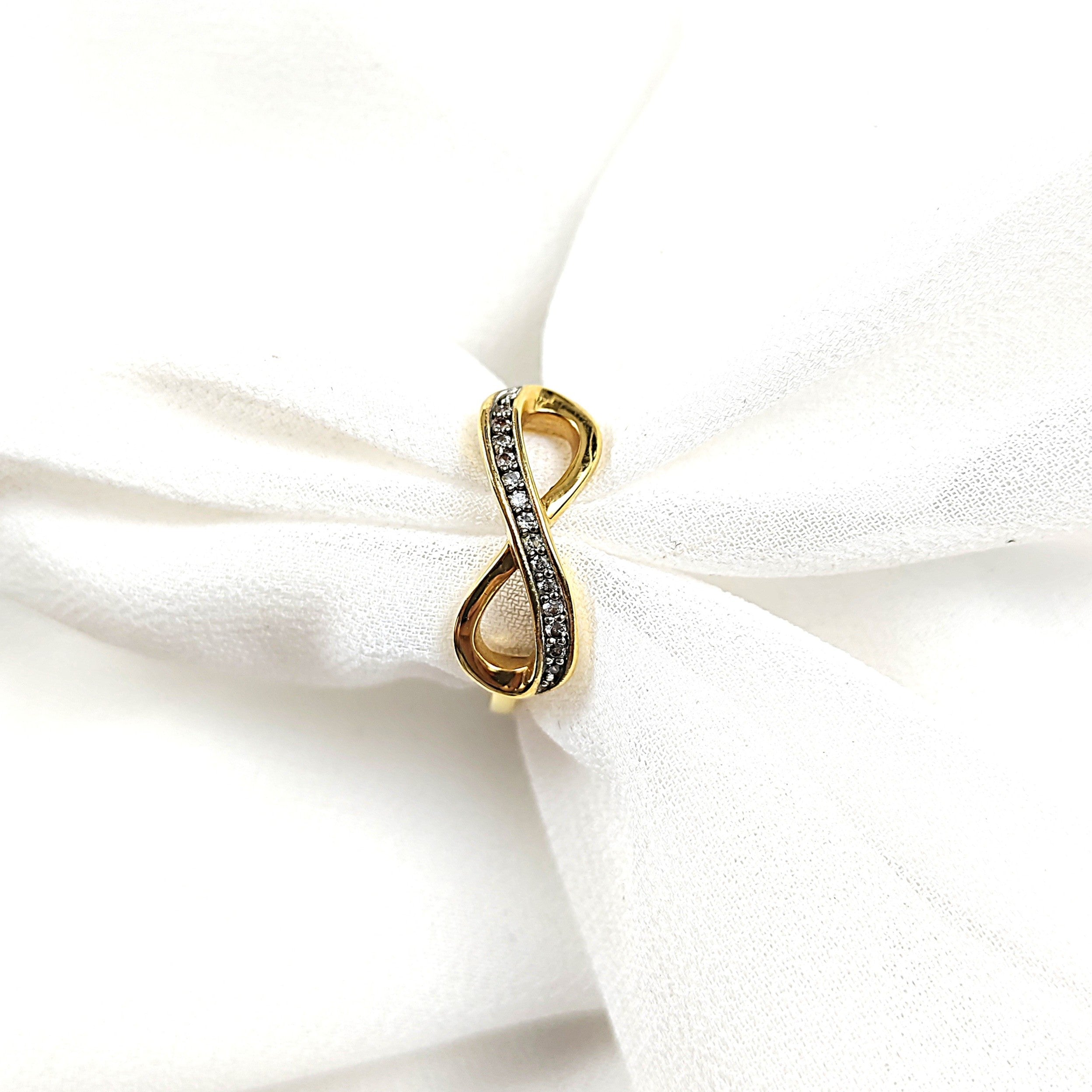 Bague infini élégance en plaqué or – Garantie 10 ans