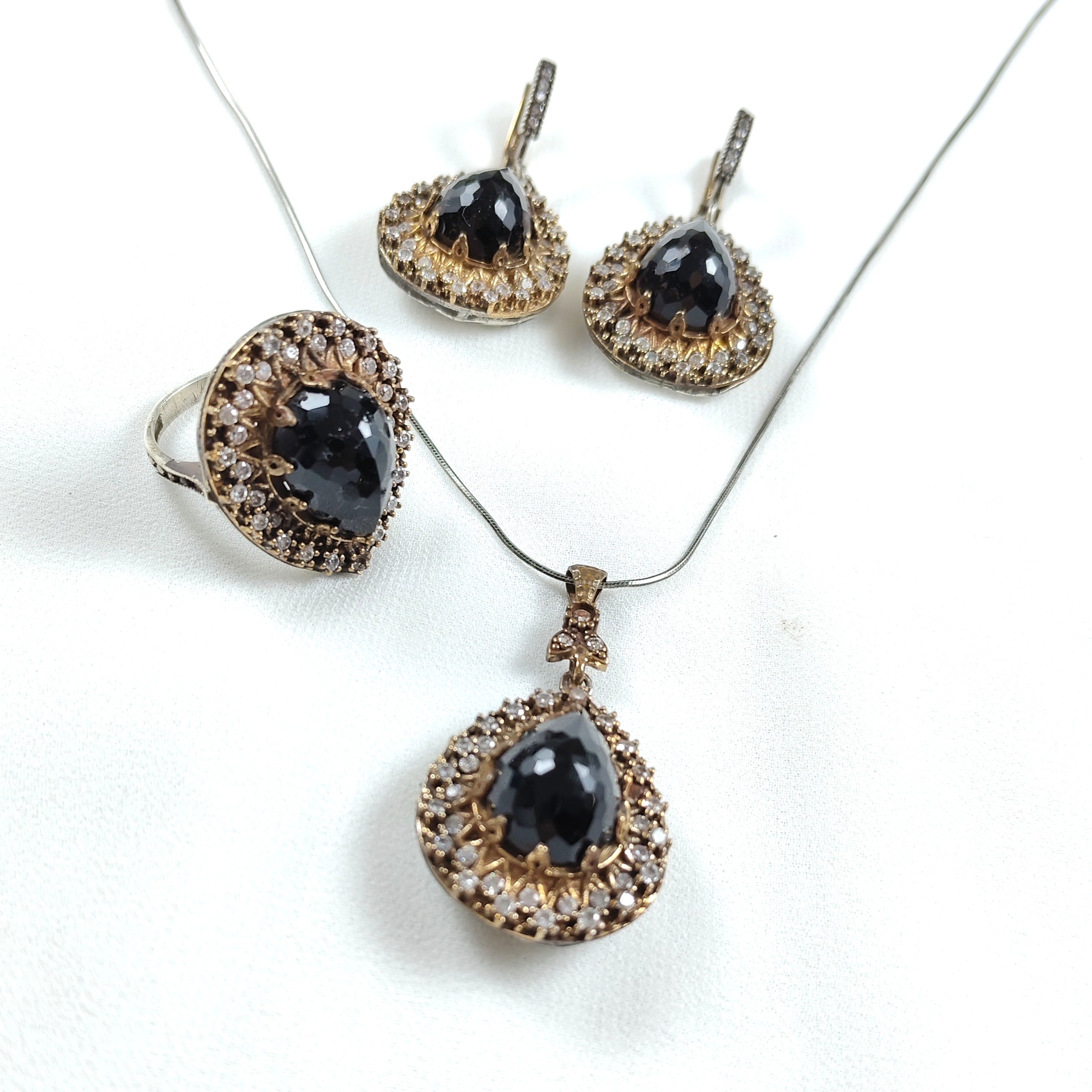 Parure antique argent et bronze – Élégance impériale