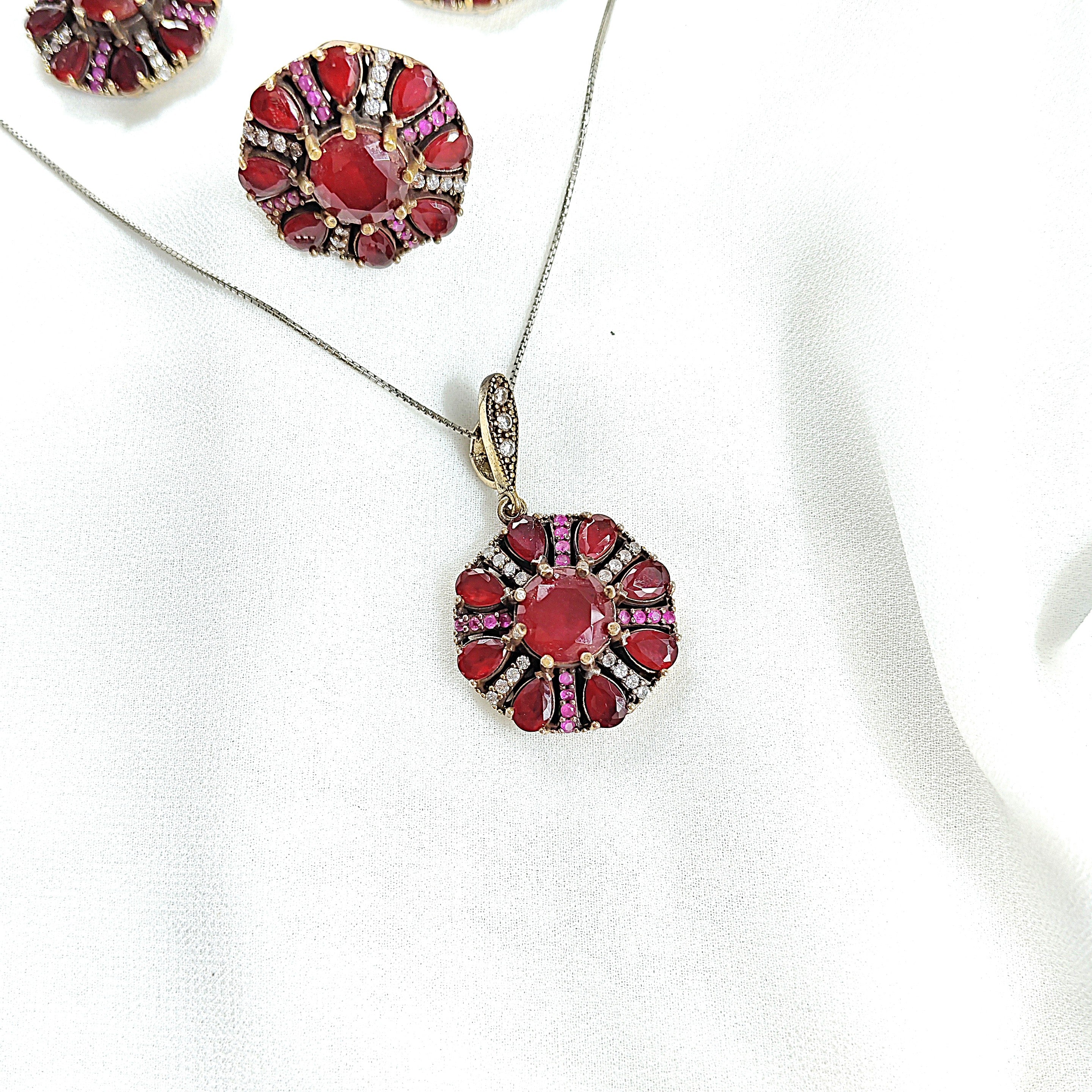 Parure en bronze et argent – Splendeur royale aux pierres rubis